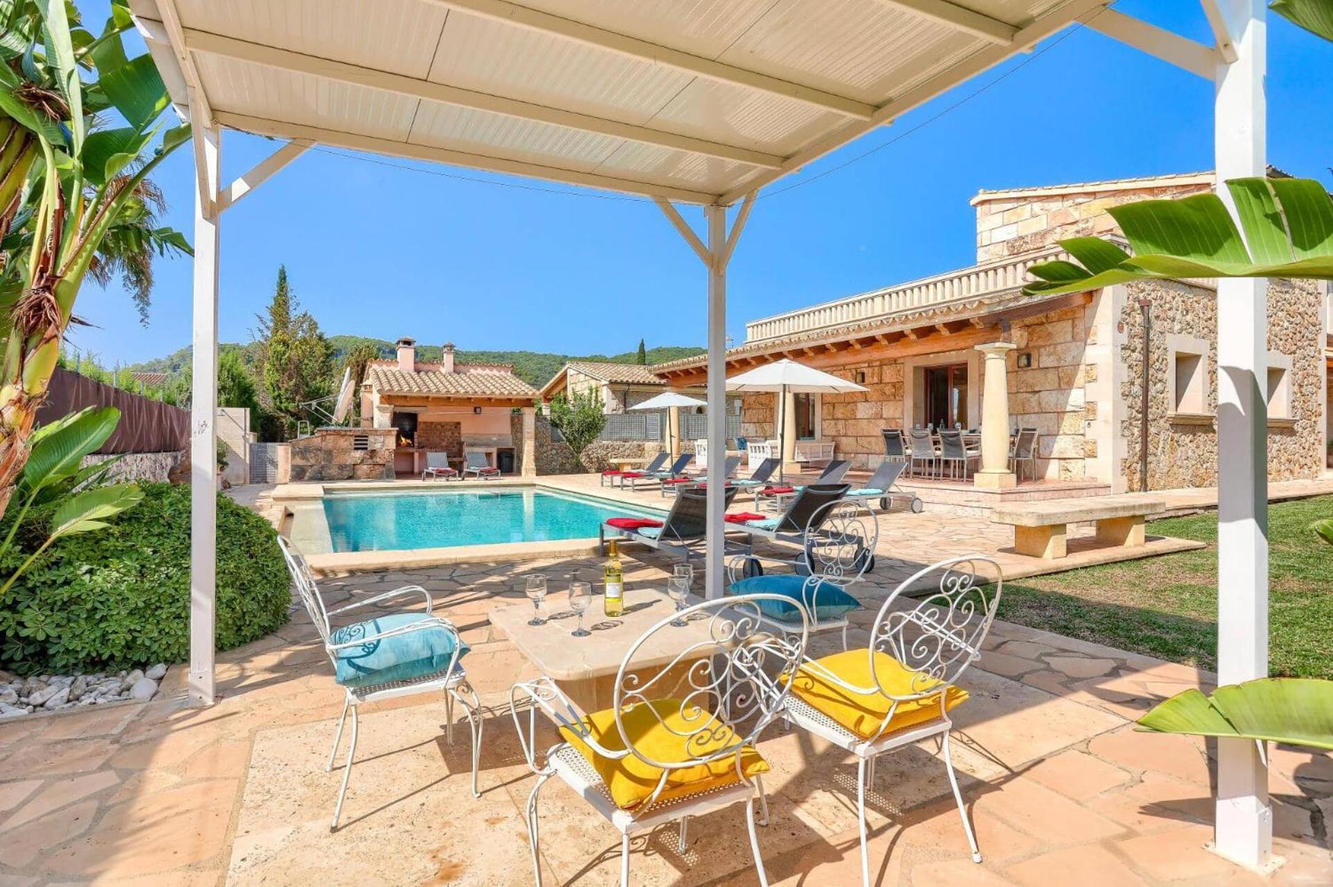 Villa La Boveda By *